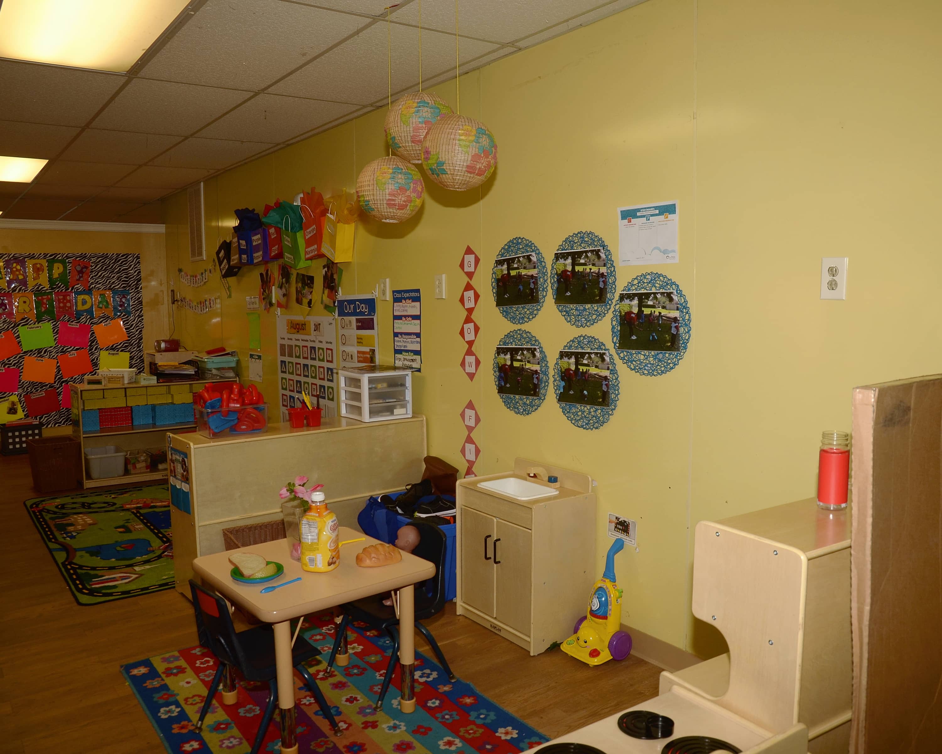 La Petite Academy of Charlotte in Charlotte, NC 917 East W.T. Harris Blvd. La Petite Academy